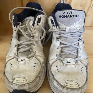 Nike Air Monarch IV Men's Athletic Shoes - White and Navy